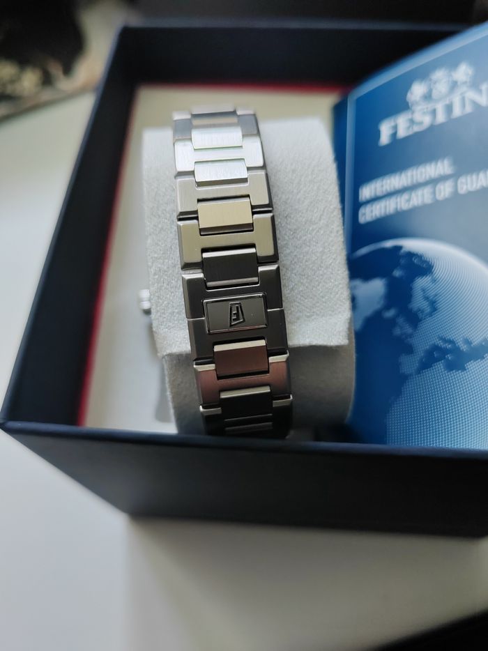 Montre femme Festina - photo numéro 3