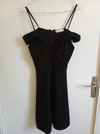 Robe noire offerte