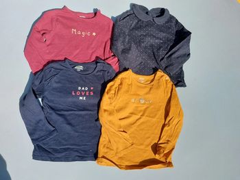 Lot 4 t-shirts 24 mois manches longues kiabi