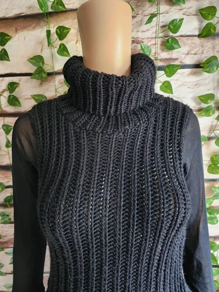 🌸Pull noir col roulé manches transparentes Taille 34/36🌸 - photo numéro 2