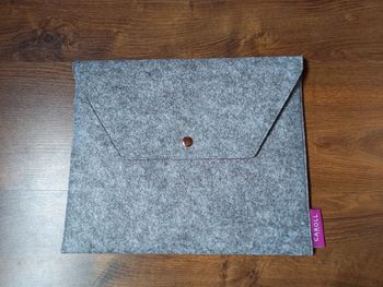 Pochette feutrine Caroll