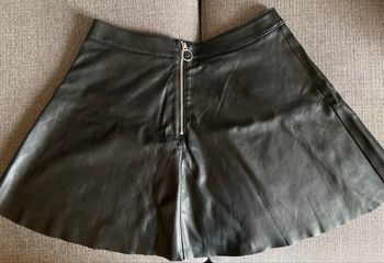 Jupe noir simili cuir taille L 40 