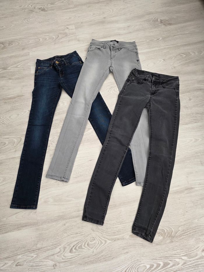 Lot de 3 jeans Bonobo Taille 34