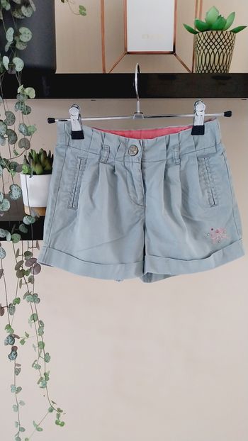 Short gris fille