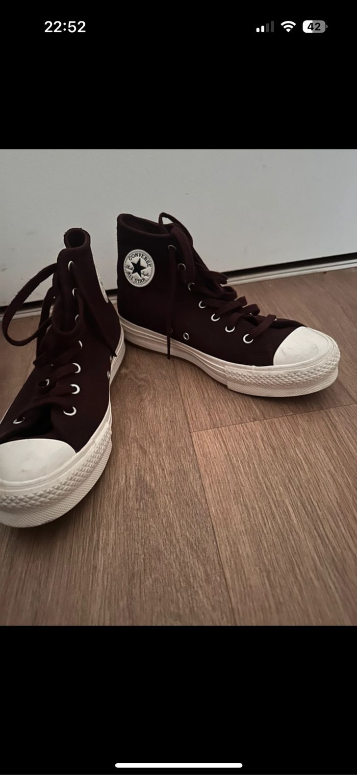 Converse - photo numéro 2