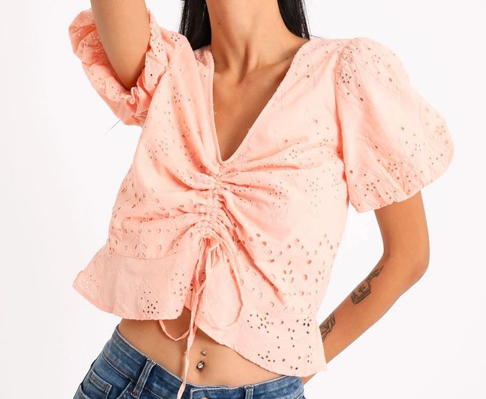 Top rose pale à broderies anglaises - Pimkie - photo numéro 4