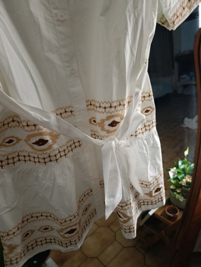 Robe neuve - photo numéro 3