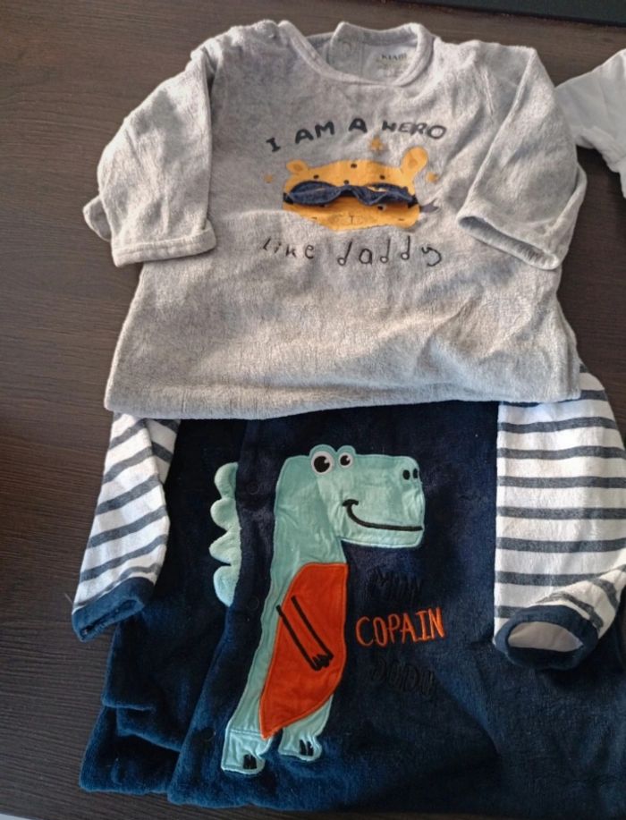 Lot vêtements garçon 12 mois - photo numéro 5