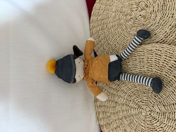 Doudou poupée jaune étoiles bleu rayé TAPE A L'OEIL