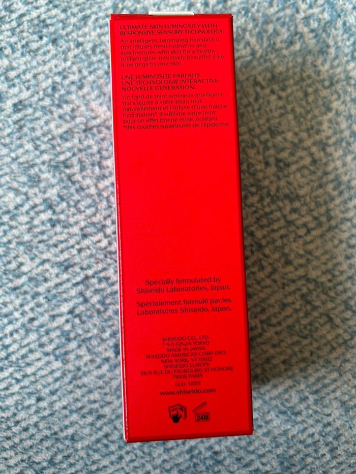 Shiseido Synchro Skin Glow Fond de teint 30ml - photo numéro 3
