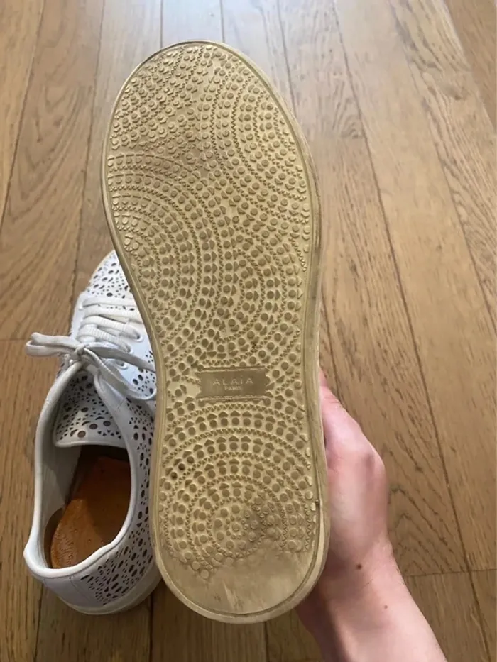 Baskets Laser Cut Sneakers blanches Alaïa taille 36 - photo numéro 8