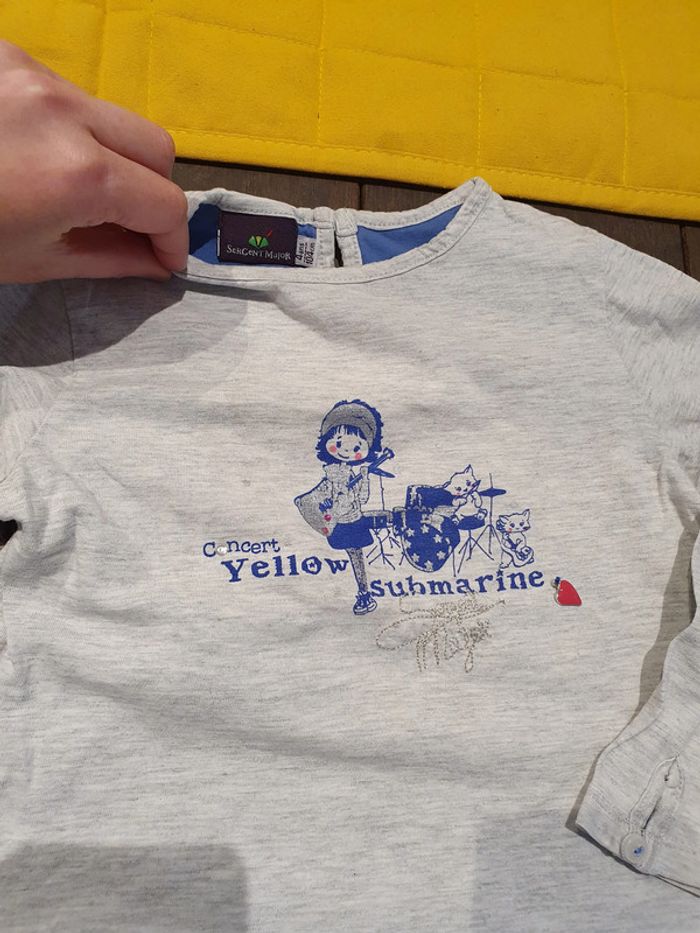 Lot vêtements fille 4 ans - photo numéro 7
