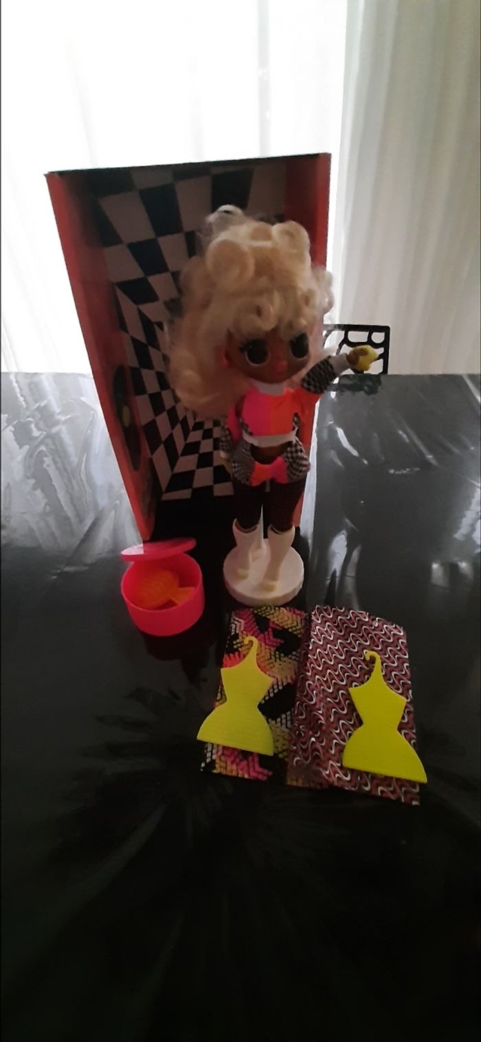 Poupée LOL - photo numéro 3