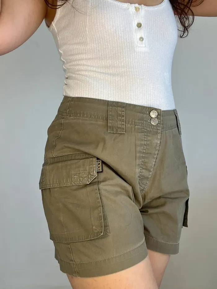 Short y2k vintage kaki DDP taille S