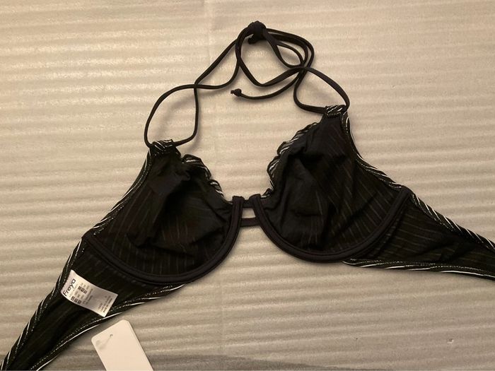 Haut maillot bleu et blanc Freya neuf - photo numéro 10