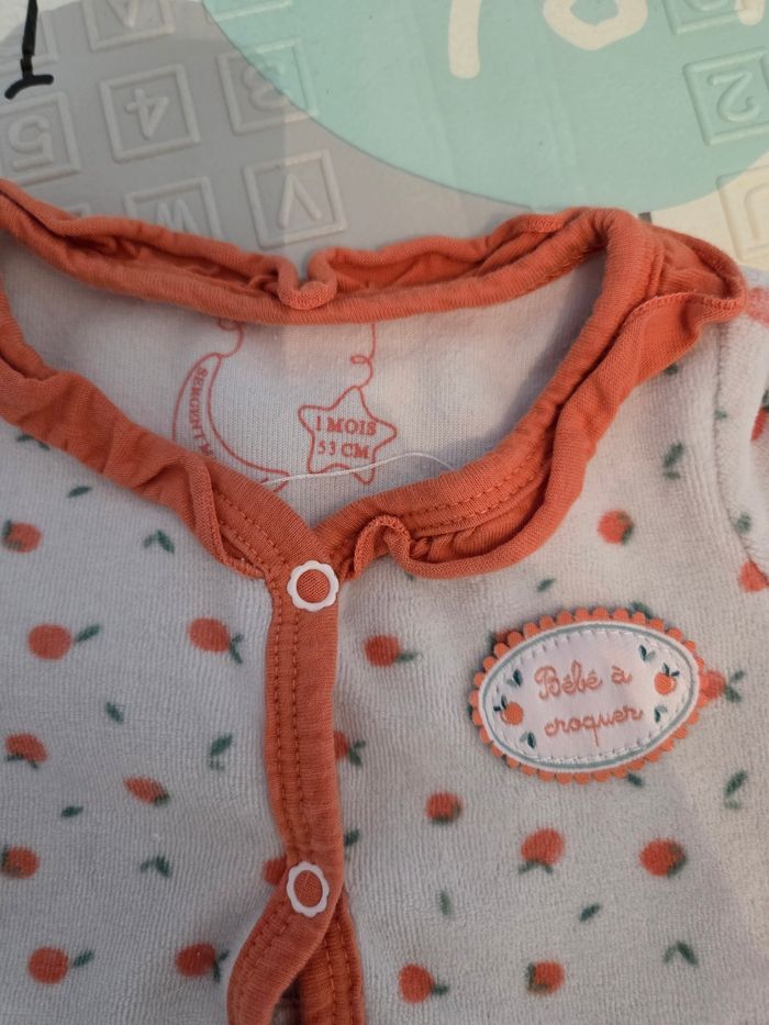 Pyjama 1 mois - photo numéro 2