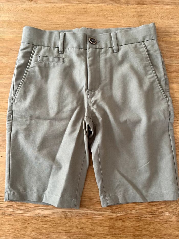 Short chino fin