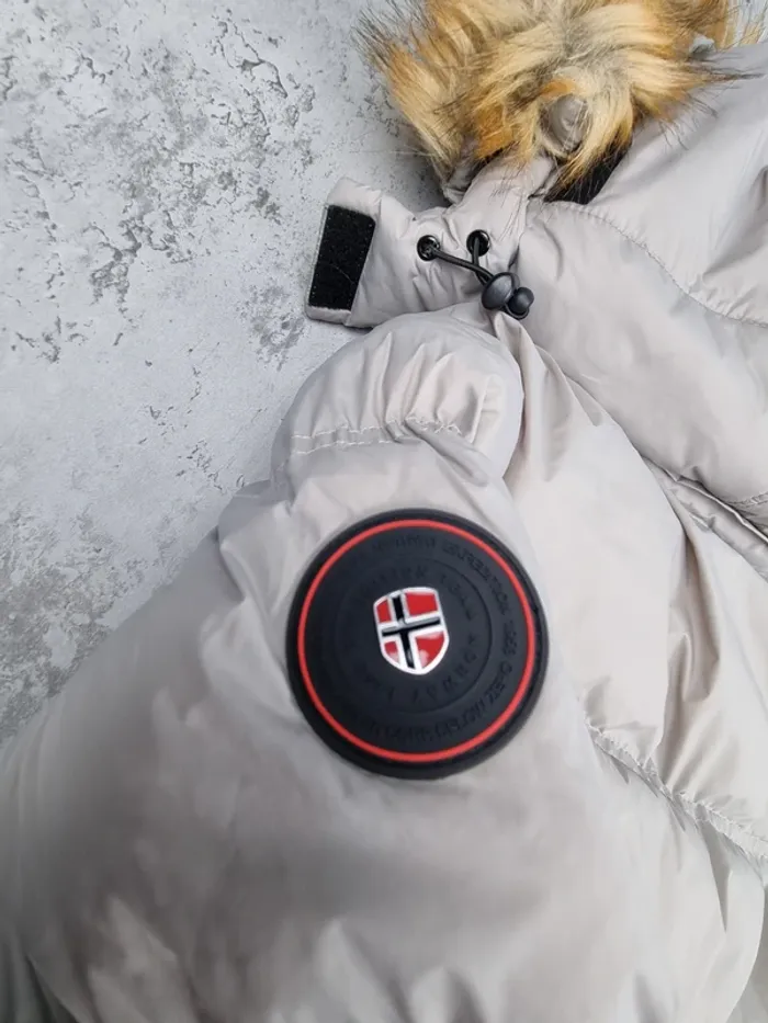 Doudoune Geographical Norway Gris Clair – Taille L Femme (mesures en photos) - photo numéro 6