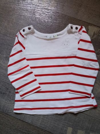 T-shirt taille 9 mois Disney