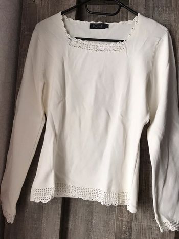 Pull léger  blanc à strass et broderie ajourée i.quing taille L