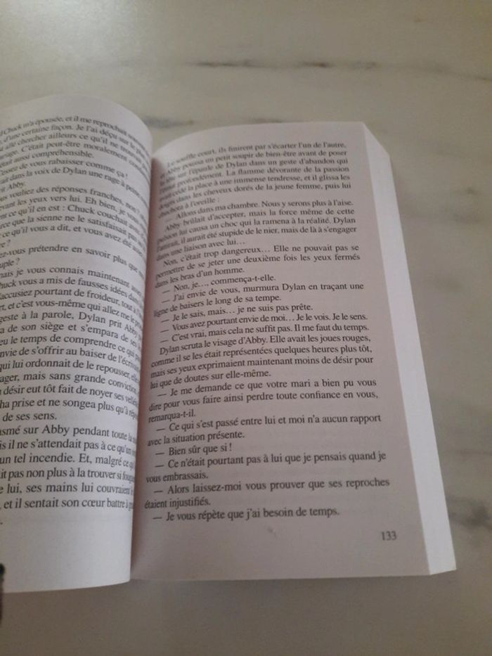 Livre "La saga des O'Hurley" de Nora Roberts - photo numéro 4