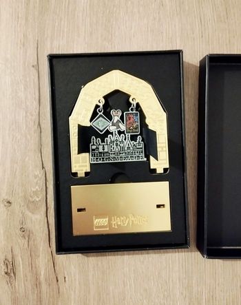 LEGO 5009867 Harry Potter : le Panneau de Pré-au-Lard