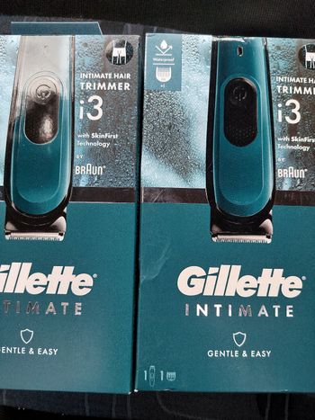 2 Gilette intimate neufs