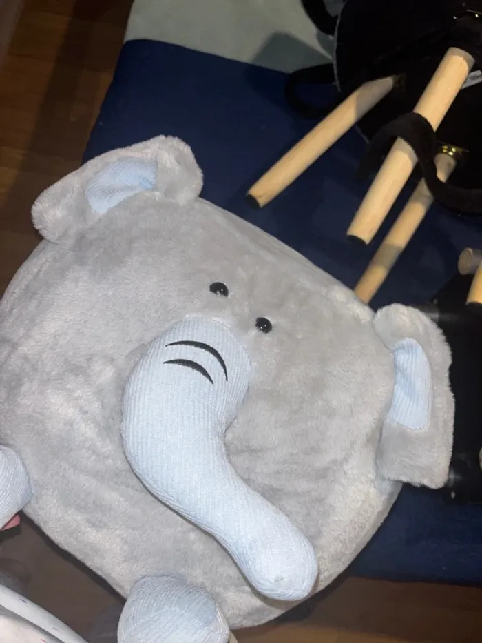 Pouf. - photo numéro 3