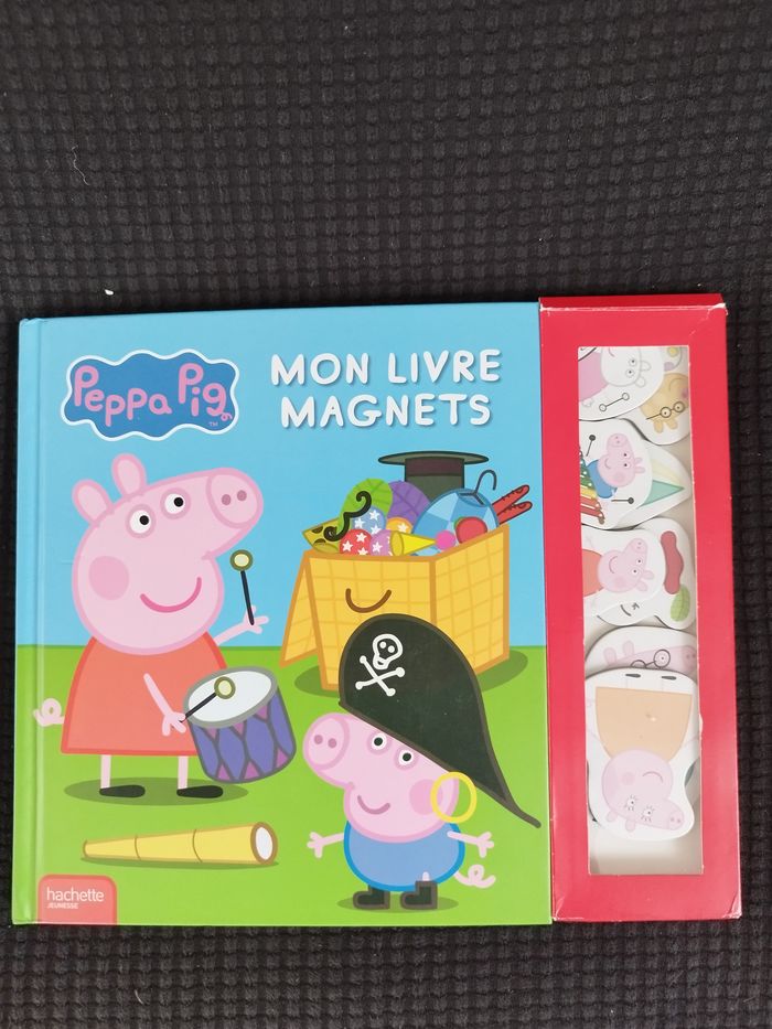 Livre cartonné Peppa Pig Mon livre magnets