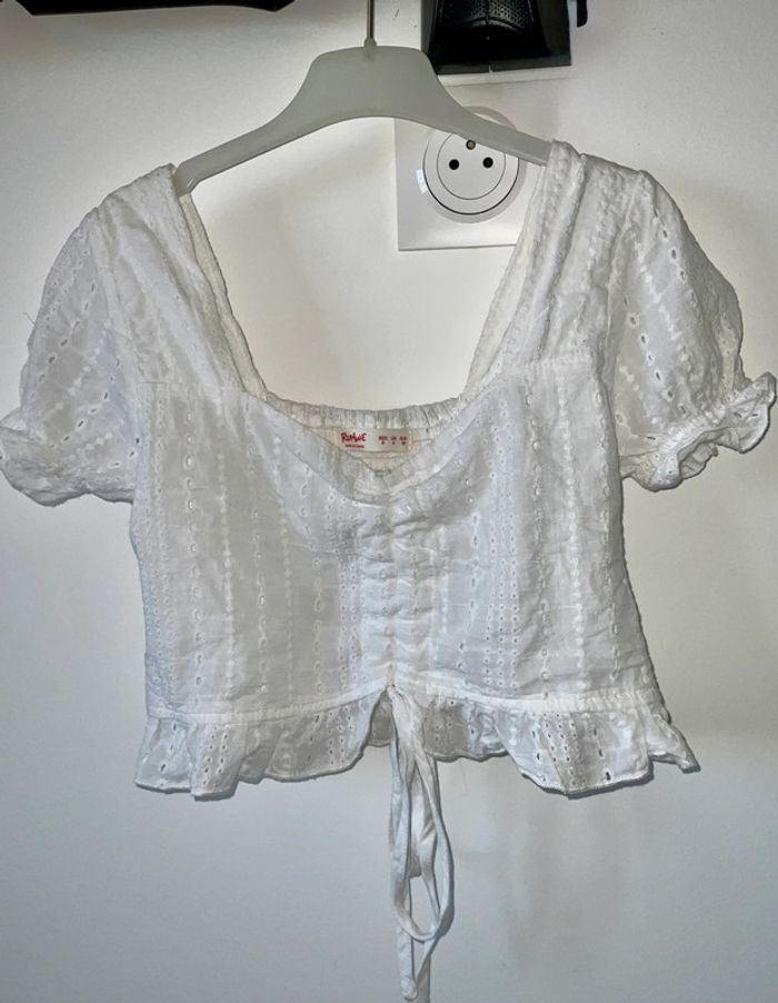 Blouse blanche courte