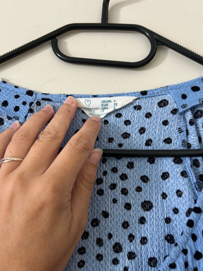 Robe bleue à pois noir taille 32 - photo numéro 3