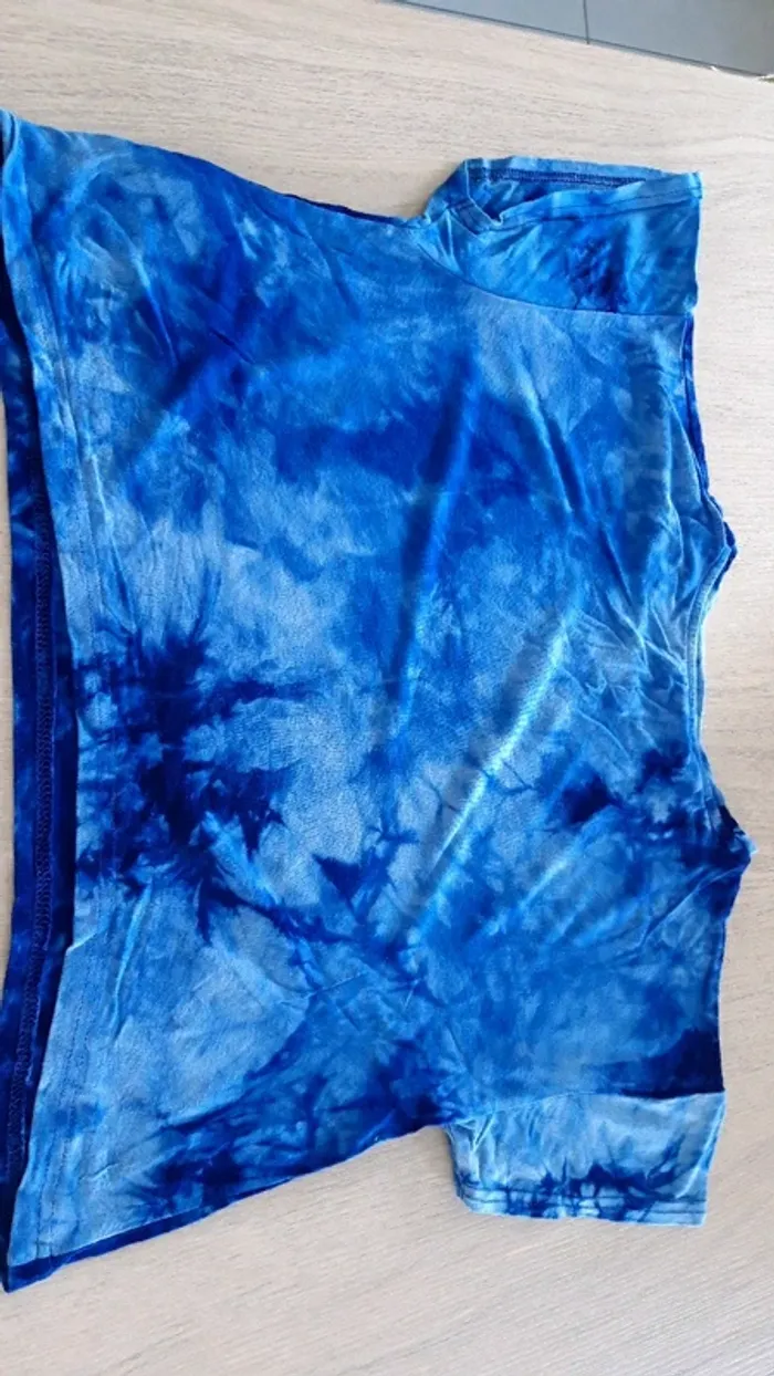 Crop top taille 12-13 ans - photo numéro 3