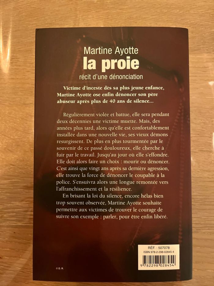 Livre la proie - photo numéro 2