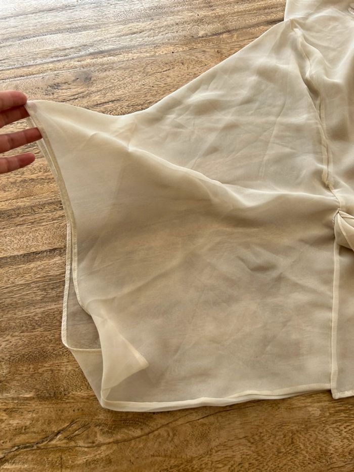 Haut asymétrique et sens taille unique - photo numéro 2