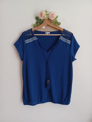 Haut gaufré finition broderie & crochet fin LH Taille 38/40