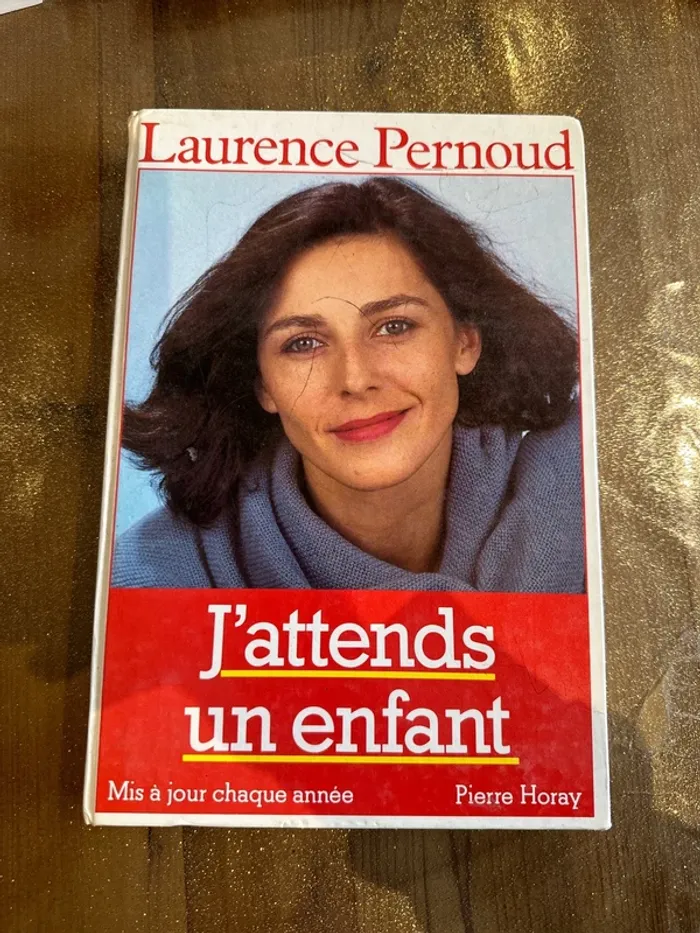 Livre, j’attends un enfant