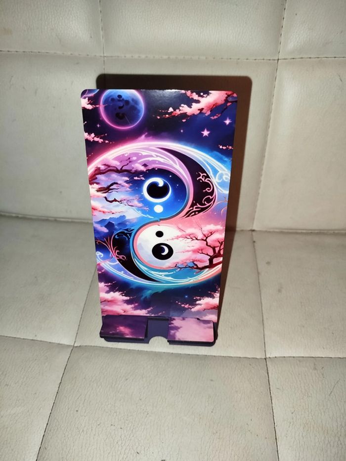 support téléphone motif ying yang neuf