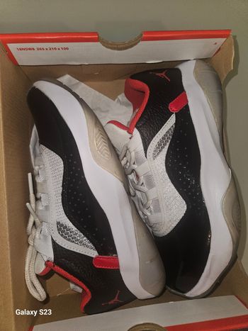 JORDAN 11 CMFT LOW