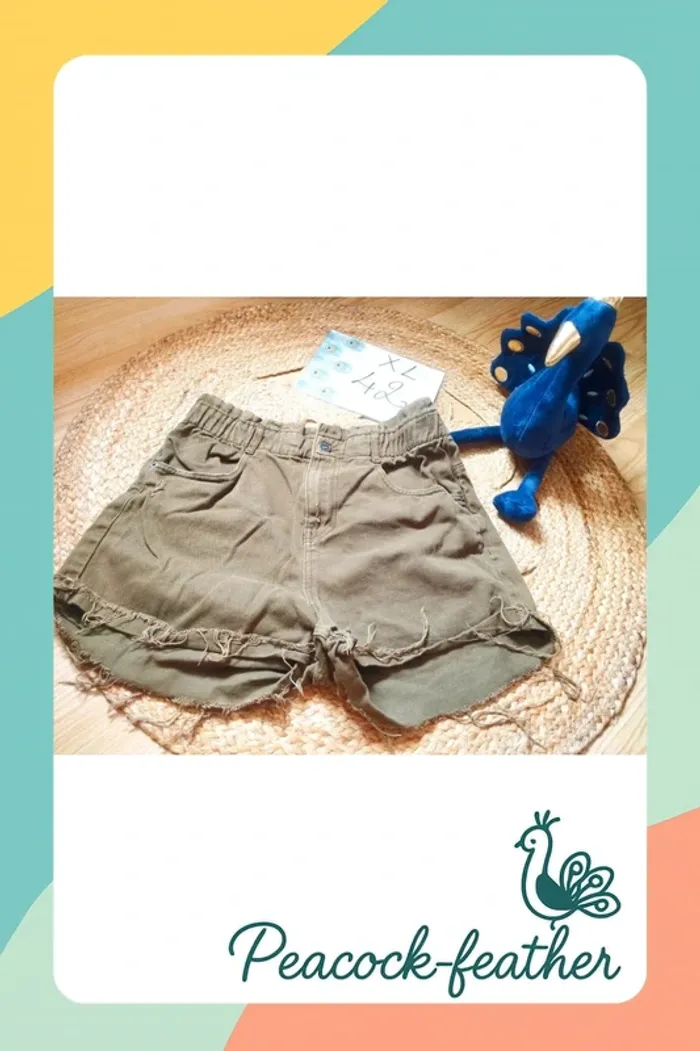 Short kaki 42 taille haute kiabi