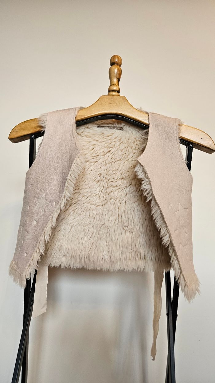 Gilet fille IKKS  réversible faux mouton 4 à 6 ans - photo numéro 3