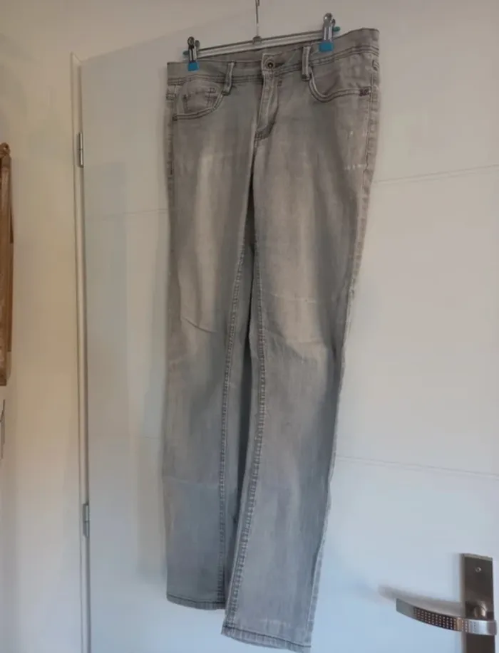 Jean gris