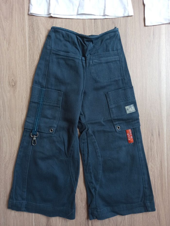 T-shirt blanc avec une petite vache 100% et pantalon bleu Marese 4 ans - photo numéro 3