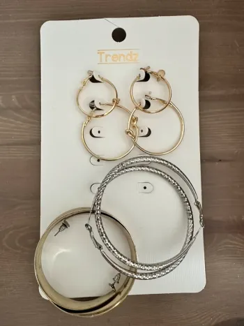 Lot boucles d’oreilles