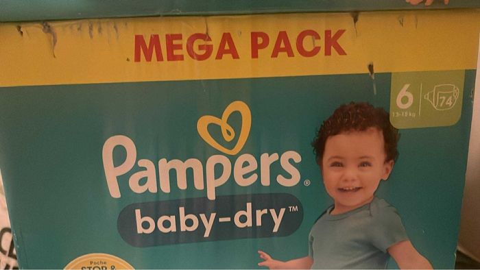 Mega pack Pampers baby dry taille 6