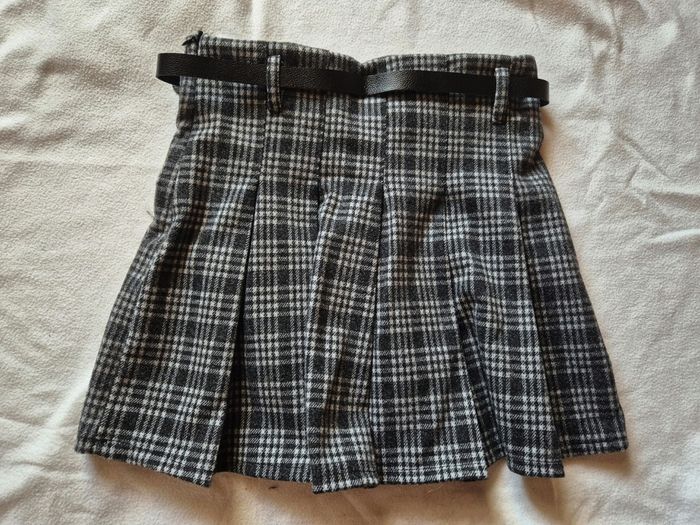 Jupe short - photo numéro 2
