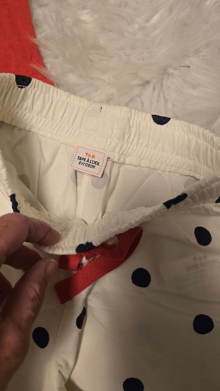 Neuf (non porté)🤩🥰 pyjama 8 ans fille🤩🥰 - photo numéro 4