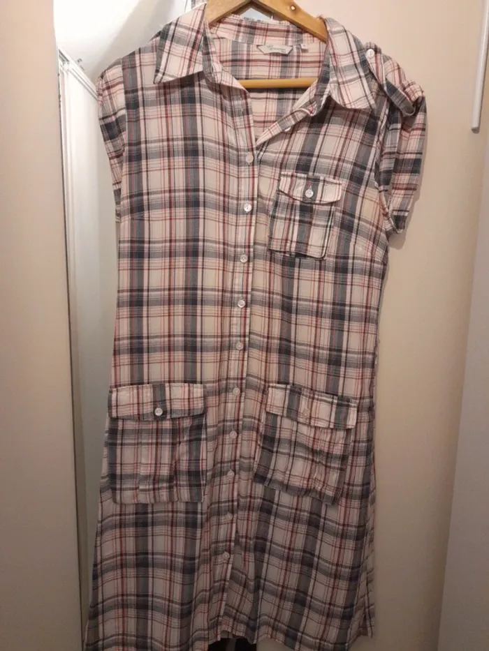 Robe courte à carreaux de taille 38