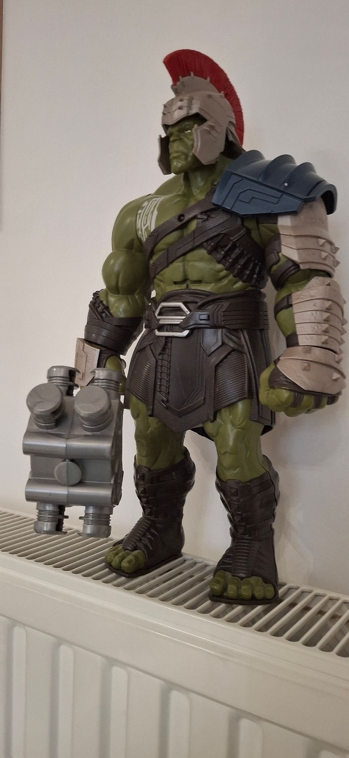Figurine Marvel Hulk Gladiator 30 cm (parlante + marteau) - photo numéro 3