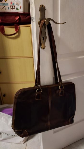 Sac grand format en cuir marron