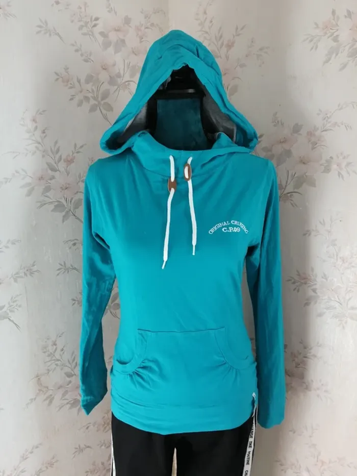 Sweat à capuche fin bleu turquoise avec lien et broderie / crique privee / (L) - photo numéro 3